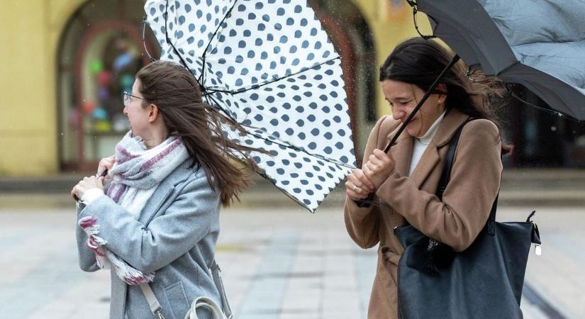 Viharos széllel és jégesővel jön a front, ekkorra várjuk az érkezését