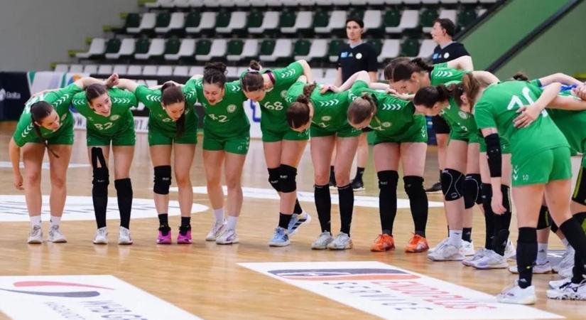 Váratlan különbségű ETO-vereség - A férficsapat az IHF-kupa győztesei előtt tisztelgett