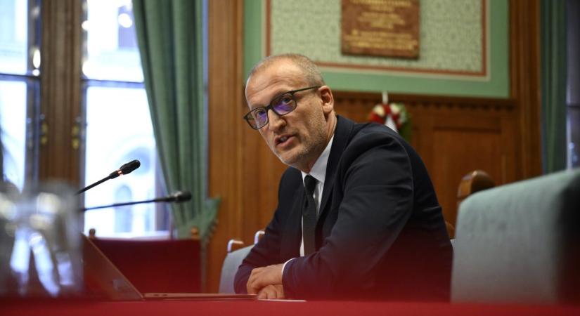 Tarr Zoltán: Lesz olyan határon túli támogatás, amit 10 évre visszamenőleg áttekintenek