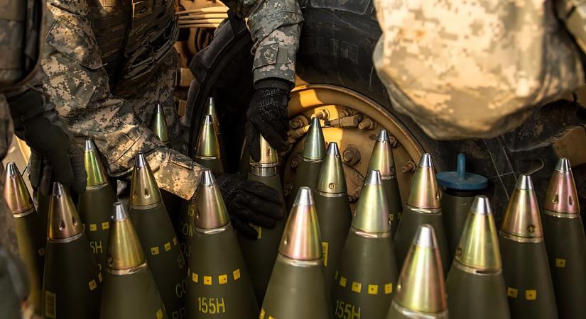 Volodimir Zelenszkij szerint Ukrajna és Norvégia megállapodott a nagy hatótávolságú 155 mm-es tüzérségi lövedékek közös gyártásáról