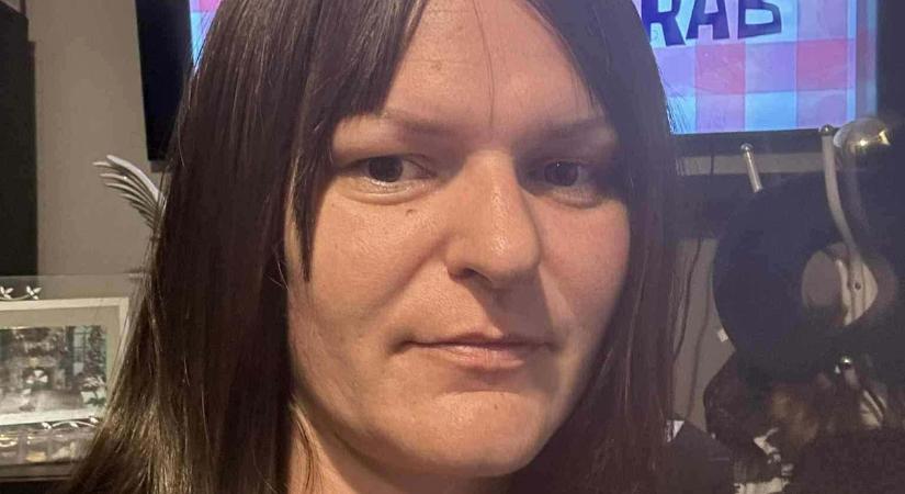„A szemem előtt csak az a cél lebeg, hogy meggyógyuljak, és lássam a gyermekeimet felnőni” – az ötgyermekes Petra emberfeletti harca az agydaganattal
