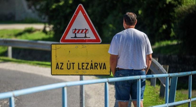 Teljes útlezárás egy hónapig: csak gyalogosan közlekedhetünk