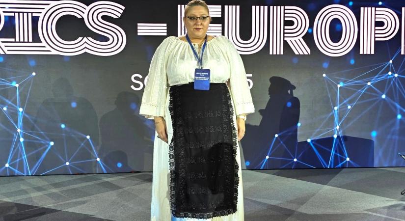 Uniós zászlót tépett szét a román EP-képviselő