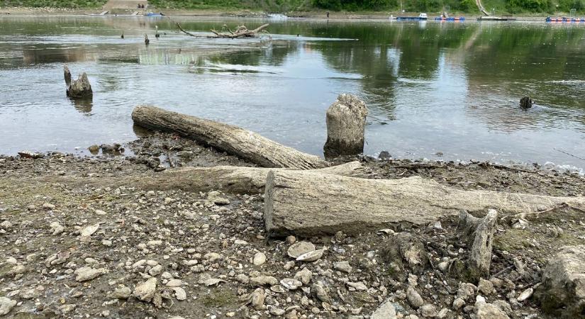 Sokkoló fordulat: elpusztulhatnak a Tisza medrében rejtőző évszázados kincsek – ez okozhatja a vesztüket