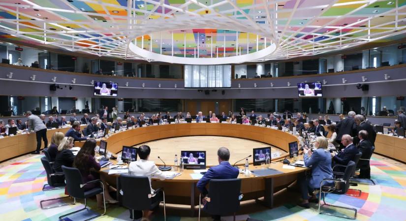 Miközben alakul az új magyar kormány, az EU egyhangúlag szankcionált izraeli telepeseket