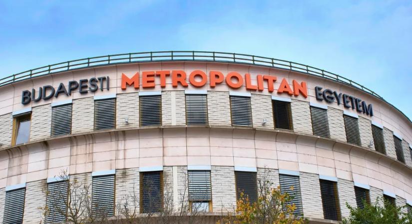 A Budapesti Metropolitan Egyetem rektora is lemondott az ÁSZ vizsgálata és feljelentése után