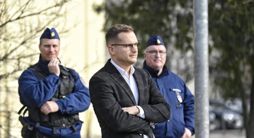 Dák Dániel elnézést kért
