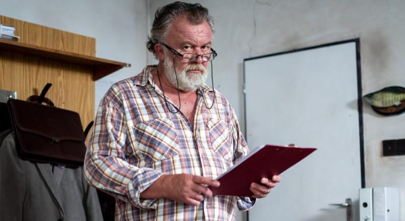 Csuja Imre nyugdíjasként is marad A mi kis falunk polgármestere