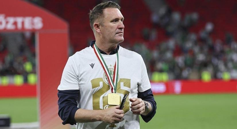 Nem túl gyakran történik ilyen: Robbie Keane bocsánatot kért a játékosaitól