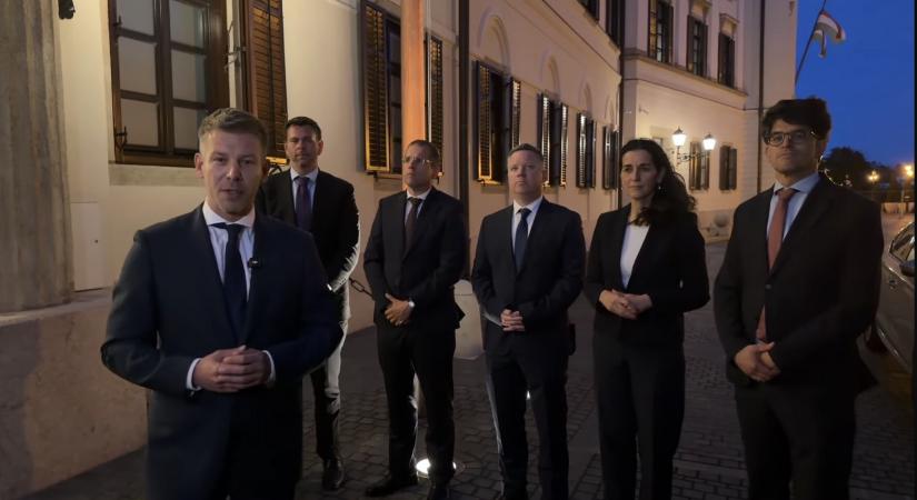 Magyar Péter megmutatta, milyen belülről a Karmelita, „a gyülőletpolitika, a megosztás és a lopás szimbóluma”