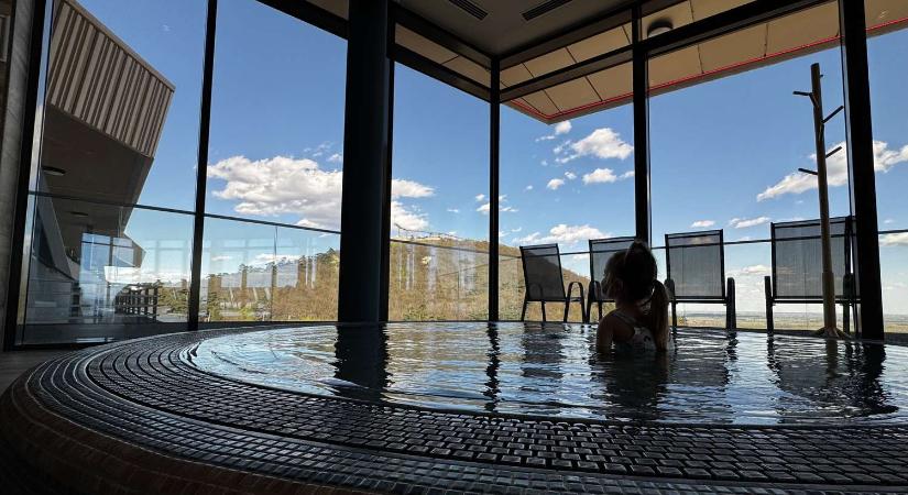 Családi pihenés és panorámás wellness a Zemplén felett
