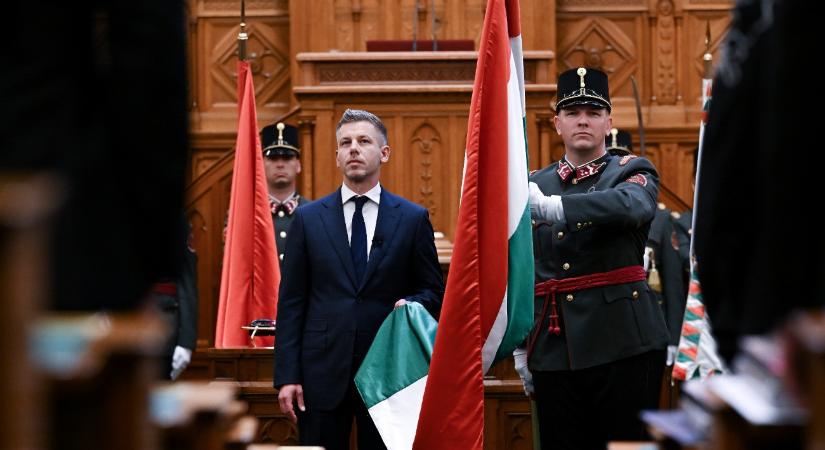 Magyar Péter a Karmelitában leltároz – videó