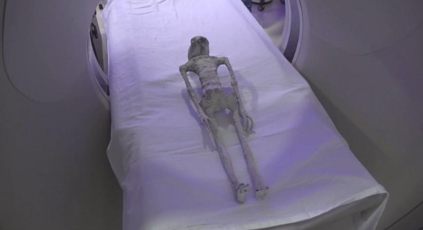 Rejtélyes fények és pilóták beszámolói: új amerikai UFO-dokumentumokat hoztak nyilvánosságra