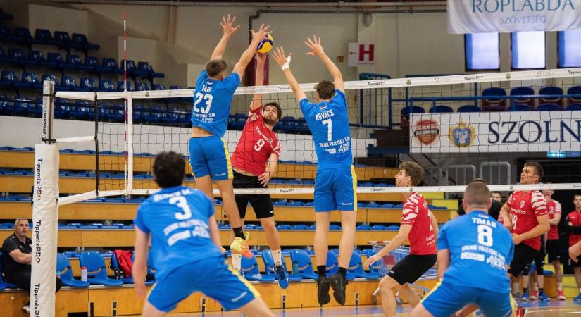 Nyerő pozícióból veszített a Dág ellen a szolnoki röplabdacsapat