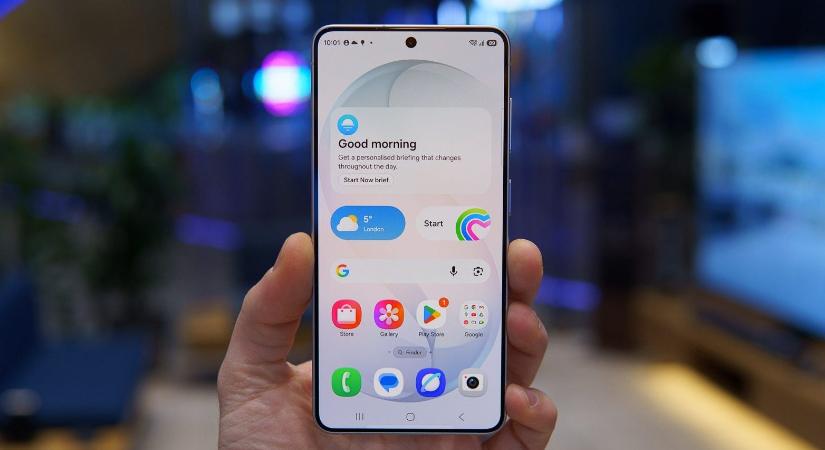Kínai kijelzőt kaphat a Samsung Galaxy S27, és abból sem a legjobbat
