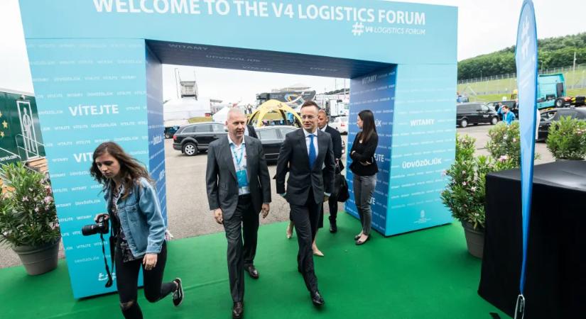 Állami százmilliók vándoroltak Szijjártó rokonainak cégéhez, amely finn versenypályát vett