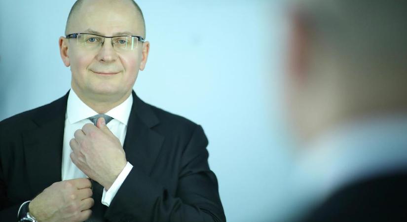 A Legfőbb Ügyészség és a GVH is reagált arra, hogy Magyar Péter lemondásra szólította fel a vezetőiket