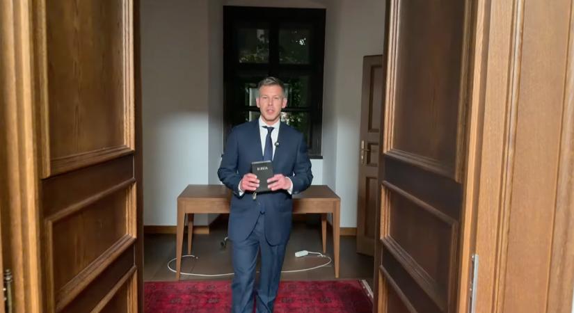 Magyar Péter elképesztő dolgot fedezett fel Orbán Viktor és Semjén Zsolt irodájában