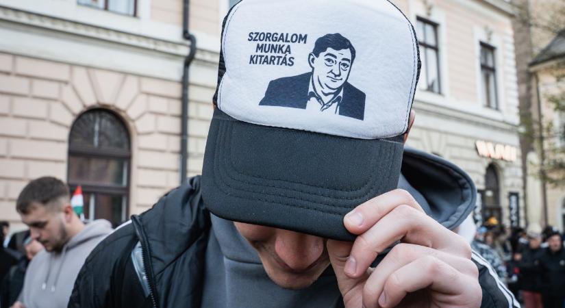 Leggazdagabb magyarok: kegyencek és kegyvesztettek toplistái Mészáros Lőrinccel, akinek 284 400 százalékkal nőtt a vagyona Orbán rendszerében
