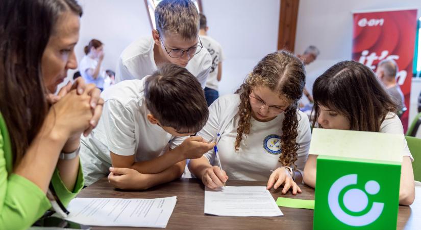 A szakmaválasztásban segít az iparkamara – dági diákok is a döntőben