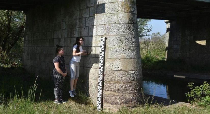 Eldőlt a szebb napokat látott hajdú-bihari híd sorsa: 30 év után hozták meg a döntést
