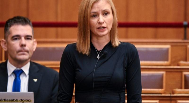 Dúró Dóra aggódik a gyermekekért – bele is állt az új oktatási miniszterbe
