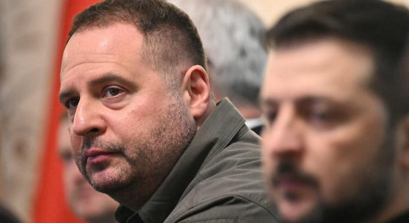 Korrupcióval vádolták meg Zelenszkij egykori hivatalvezetőjét, Andrij Jermakot