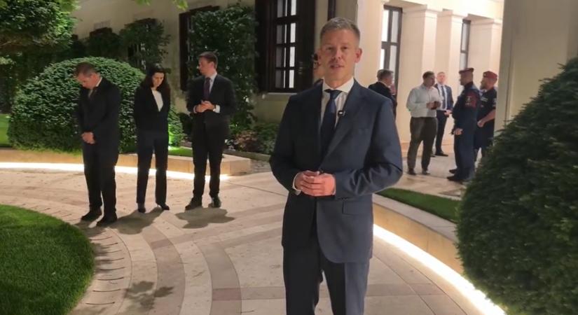 Megérkezett Magyar Péter beígért videója: Érezzétek úgy, mintha Rogán Antalok lennétek
