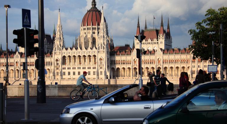 „Magyarország 2030 vízió”: nem tarthat mindent kézben egy szűk tulajdonosi kör