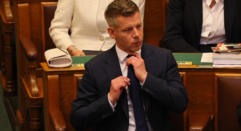 Tényleg felfüggeszti a Híradót Magyar Péter az m1-en?