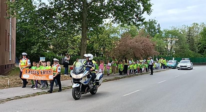„Lassíts! Értem – Érted!” – amikor az ovisok tanítják móresre a felnőtteket