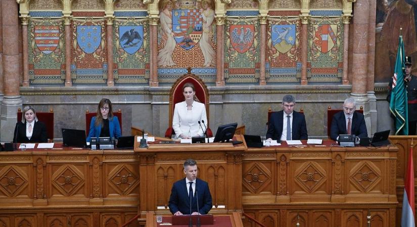 Nem vallott színt alapvető kérdésekben, mégis Kátai-Németh Vilmos lesz a Tisza leendő családügyi minisztere