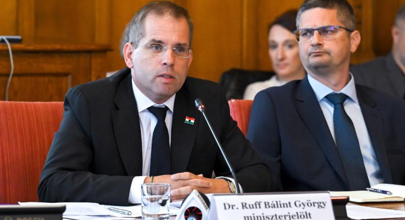 Ruff Bálint: változások jönnek a titkosszolgálatoknál, a KSH-nál és a Miniszterelnökségen
