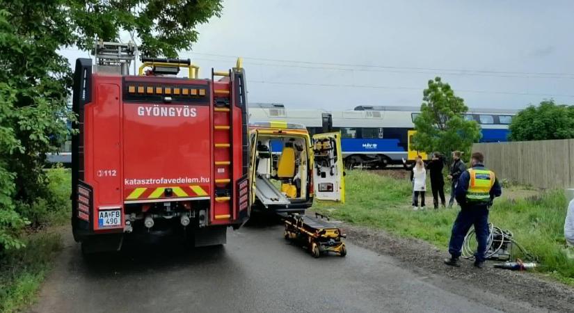 Újabb részletek a súlyos gyöngyösi vonatbalesetről, kiderült, ki sérült meg - fotókkal, videóval