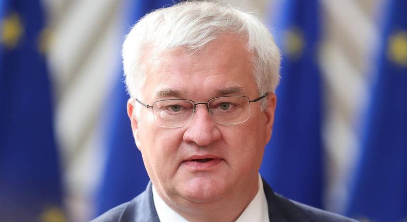 Egy új béketervvel adna helyet a tárgyalóasztalnál Európának az ukrán külügyminiszter