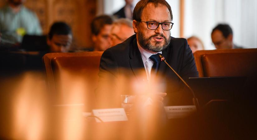 Kármán András: Még az idén jöhet az áfacsökkentés és a nyugdíjkorrekció