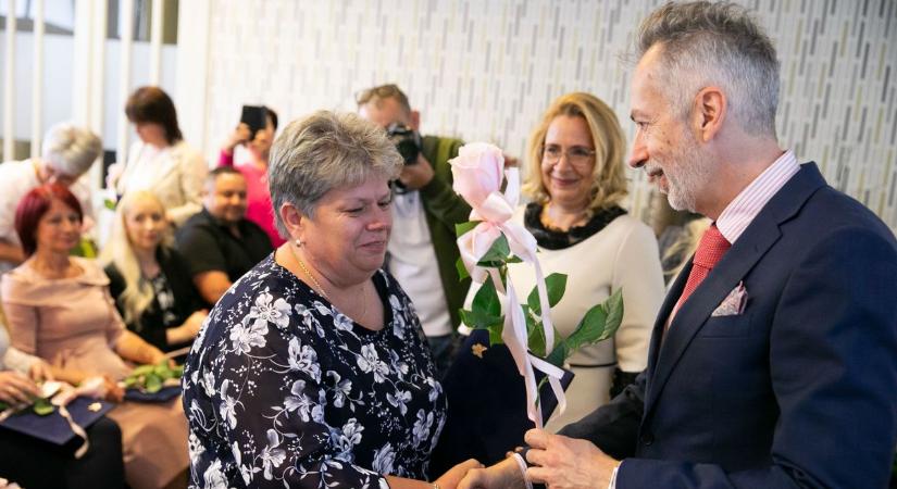 A gyógyítás csendes hőseit, az ápolókat ünnepelték Kecskeméten – fotók