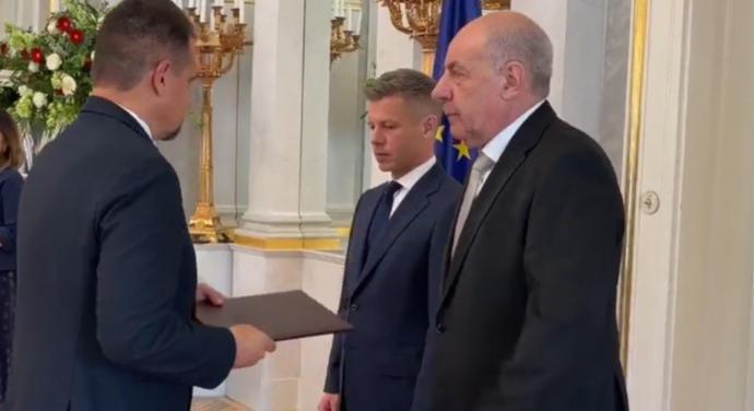 Megalakult a Tisza-kormány: Sulyok Tamás átadta a miniszterek kinevezését