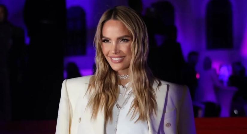 Micsoda fotók! Zimány Linda egy falatnyi bikiniben őrjít