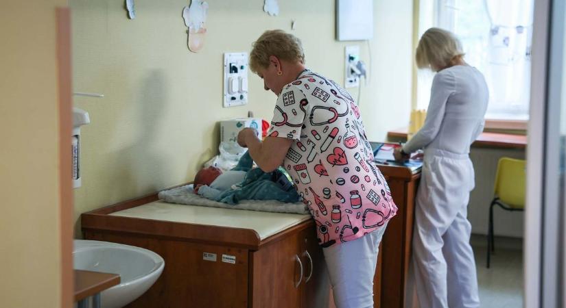Tények és tévhitek a szüléssel, születéssel kapcsolatban – az egri szülőszobában jártunk