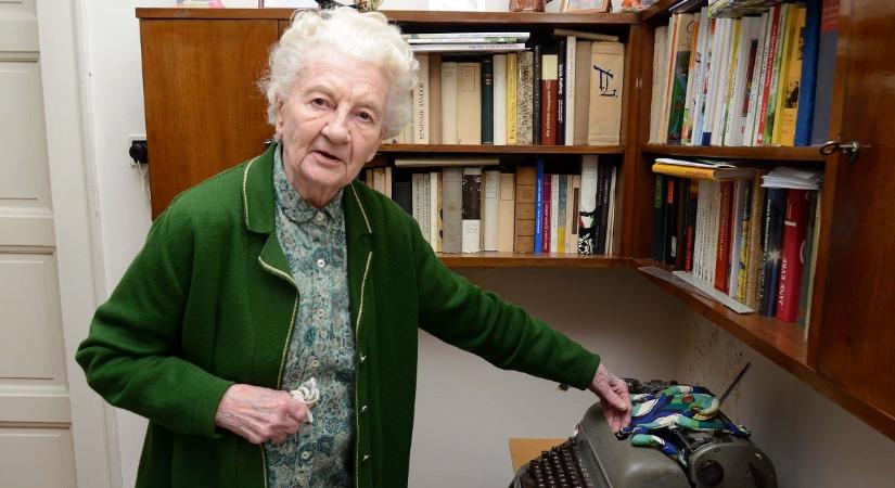 Csepp víz szeretett volna lenni, de tiszta – 100 éve született Fésűs Éva, Kaposvár meseíró díszpolgára