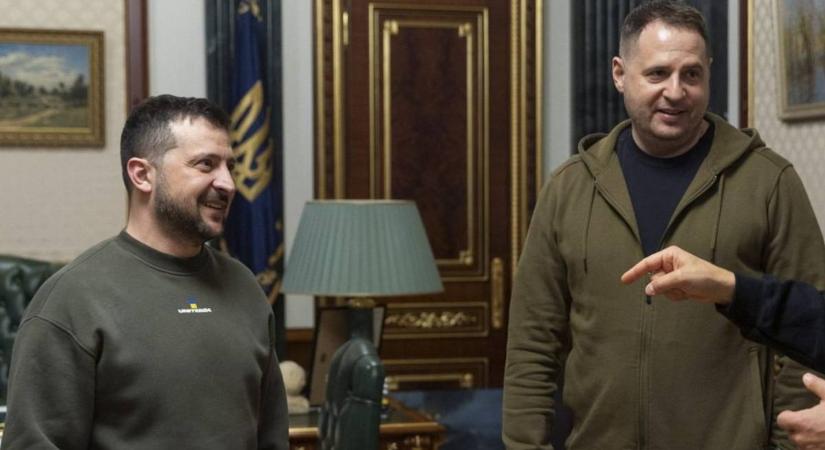 Luxusépítkezés és milliárdos pénzmosás Kijevben – meggyanúsították az ukrán elnöki iroda volt vezetőjét