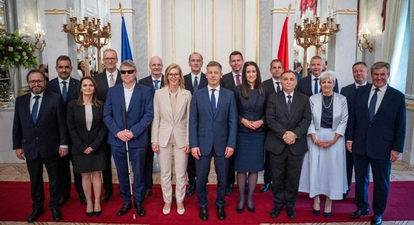 Sulyok Tamás köztársasági elnök kinevezte Magyar Péter kormányának minisztereit