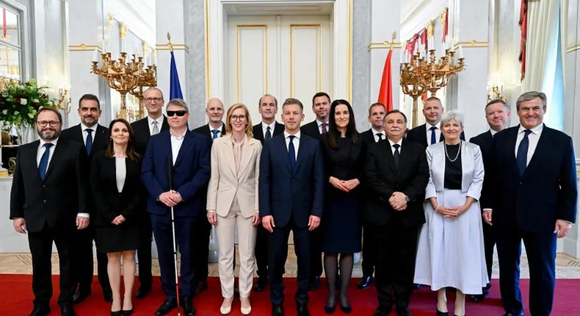 Leteszik az esküt a Tisza-kormány miniszterei a parlamentben, szerdán már kormányülést tartanak