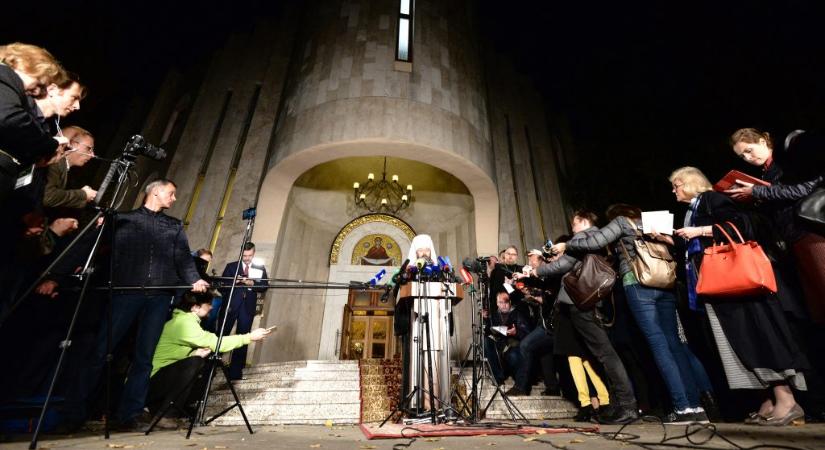 Már nem gyanúsítják lopással a volt budapesti metropolita korábbi asszisztensét, aki feltárta a Fidesszel jó kapcsolatot ápoló orosz pap ügyeit