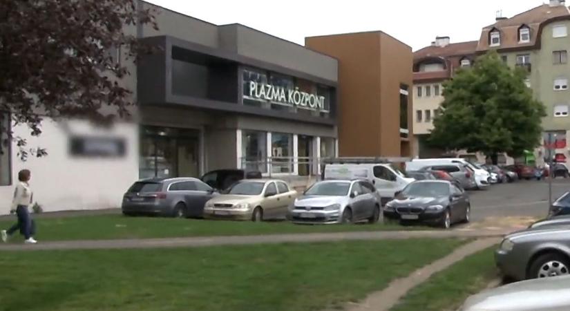 Döbbenet! Egyedül hagyta a tűző napon kisgyerekeit egy anya Miskolcon – a legkisebb kórházba is került
