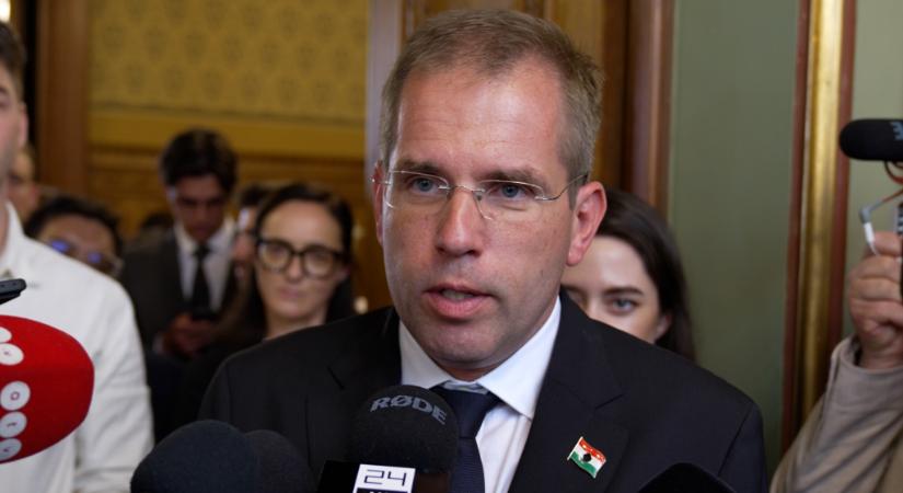 „Önök bántalmazták ezt az országot” – nem volt hiány erős mondatokból Ruff Bálint meghallgatásán