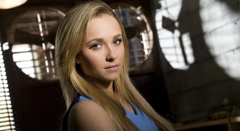 Hayden Panettiere azt állítja, 18 évesen egy nagyon híres, meztelen színész mellé vitték