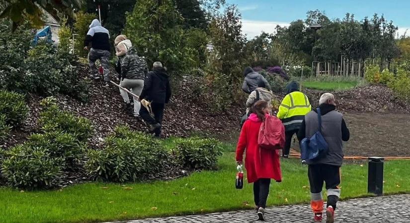 „Anikó néni parancsolt nekünk”: hatvanpusztai élményekről vallottak roma munkások