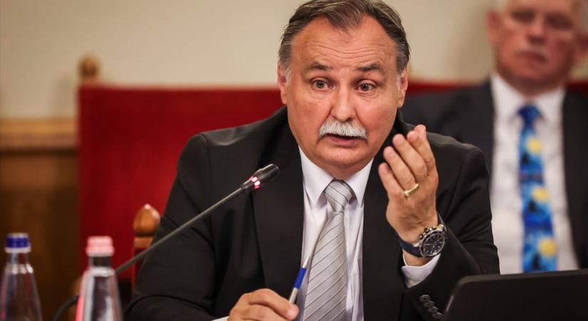 Gajdos László: A Tisza-kormány betiltja a vadállatok cirkuszi szerepeltetését